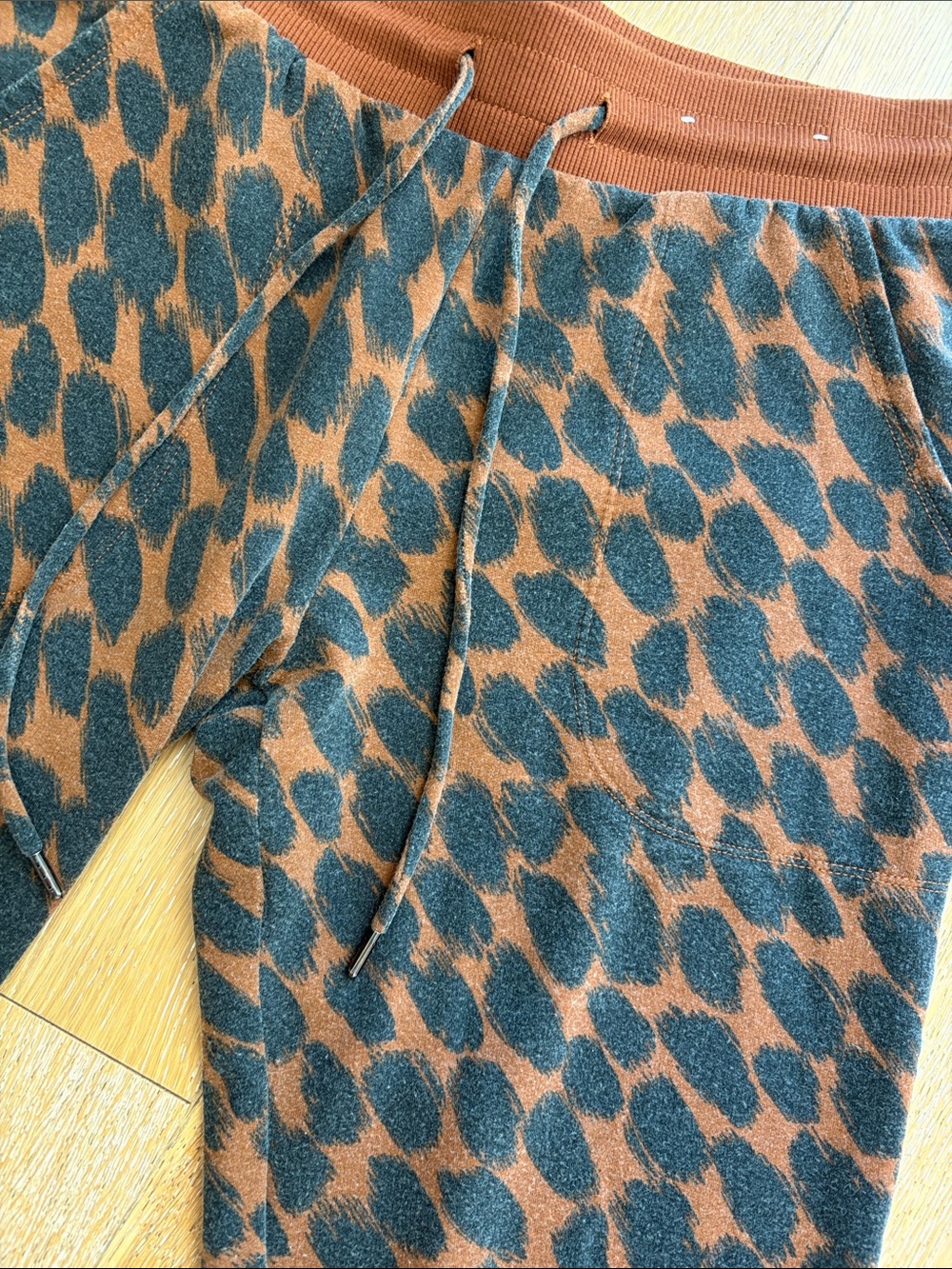 Women’s Stars Above XS Pajama/Lounge Jogger Pants - Picture 2 of 8